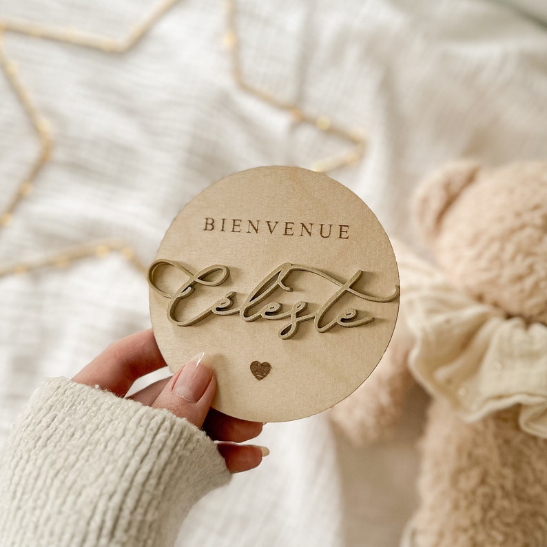 Carte bienvenue bébé pancarte en bois personnalisée sur mesure Bois doré