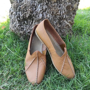 Light Brown Unisex Handmade Yemeni Shoes, Leather Slips On, Earthing Shoes, Barefoot Shoes, Comfortable Shoes