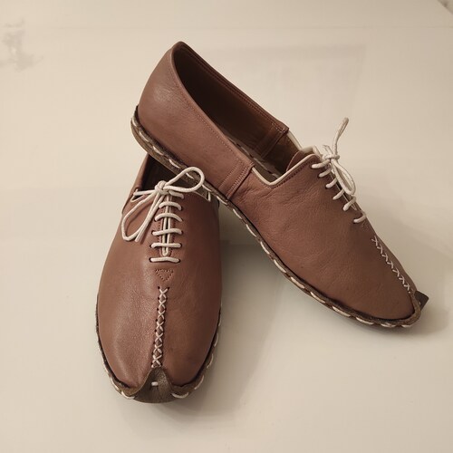 Brown Handmade Yemeni Lace-up Shoes, Yemeni Shoes, Earthing Shoes, Yemeni Shoes shops For Men, Barefoot Shoes, Leather Shoes, Organic Leather Mule