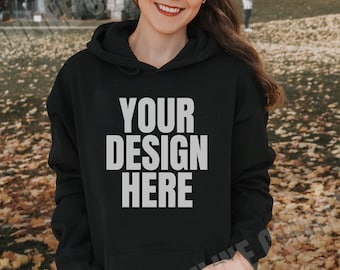Gildan 18500 Schwarz Hoodie Mockup, Hoodie Mockup, Modell gildan 18500 Mockup, Gildan 18400 Mockup, Hoodies Mockup, Schwarzes Shirt