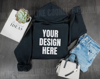 Gildan 18500 Black Hoodie Mockup, Black Hoodie mockup, Model gildan 18500 mockup, Gildan 18500 mockup, Felpe con cappuccio Mocks, Camicia nera