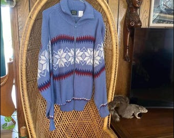 Cute Vintage scandia woods zip up sweater