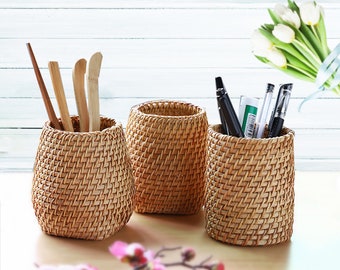 Rattan woven Sationery Pen Holder, Cosmetic Brush Storage Holder,Rattan Craft Ornaments, Home storage,Home Gift