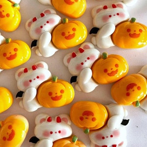 Duivelsgeest met pompoen platte achterkant hars cabochon, leuke Halloween griezelige bedel, minnaar decoderen voor doe-het-zelf haartelefoonaccessoires