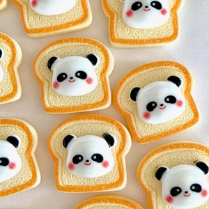 Panda French Toast Cabochon Harz, süßes Puppenhaus Bäckerei Mini Fake Food Anhänger, Decoden Tierliebhaber DIY Haar Telefon Fall Zubehör