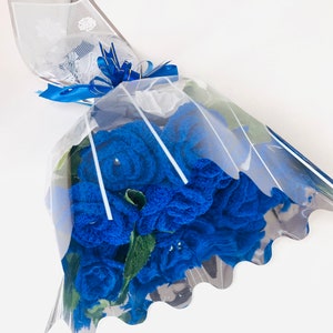 Crochet blue roses bouquet/gift for graduation,celebration,father,teacher,Valentine's Day, Mother's Day gift