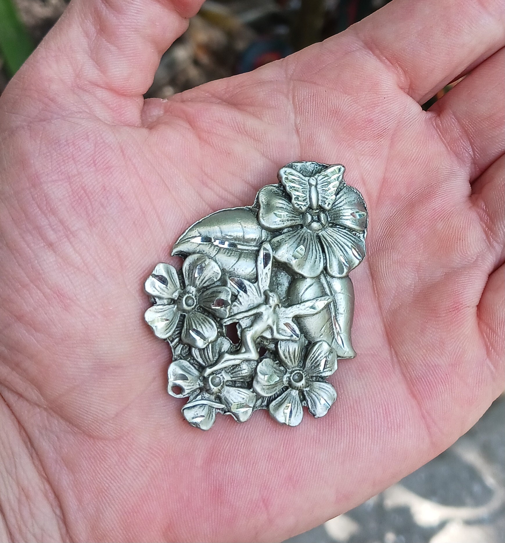 Broche Pin BUTW - Fées En étain émaillé - Modèle 4808B - Neuve Avec étiquettes