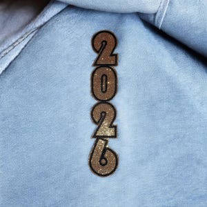 Senior 2026 glitter- of stoffen patch | Opstrijkklasse van 2025