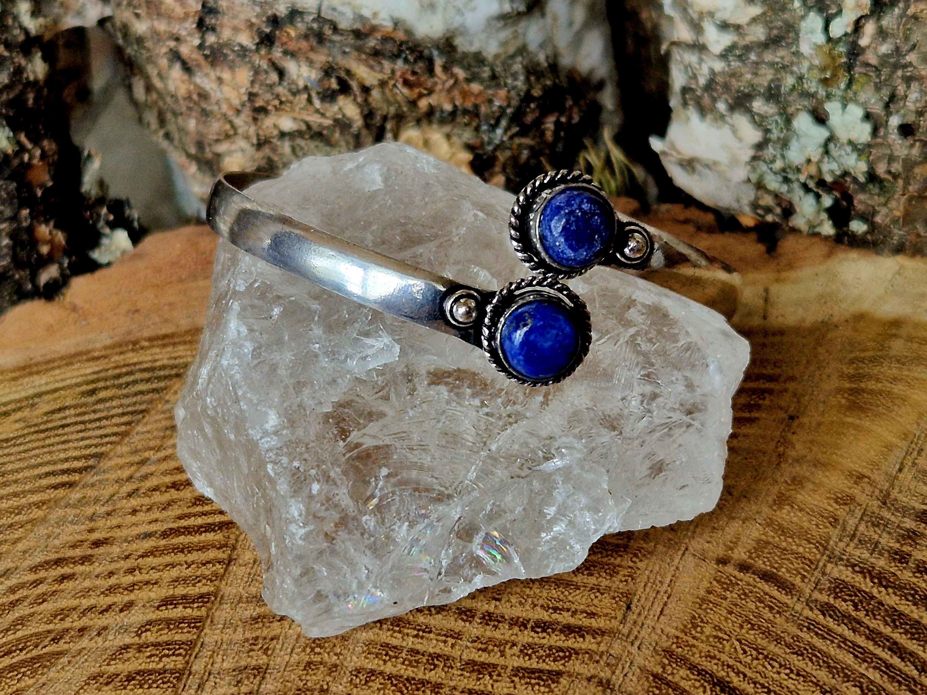 ラピスラズリをあしらったシルバーバングル - Etsy 日本