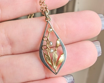 18K Antique Pendant Art Nouveau Pendant Antique Pearl French Pendant Antique 1900 French Art nouveau floral pendant
