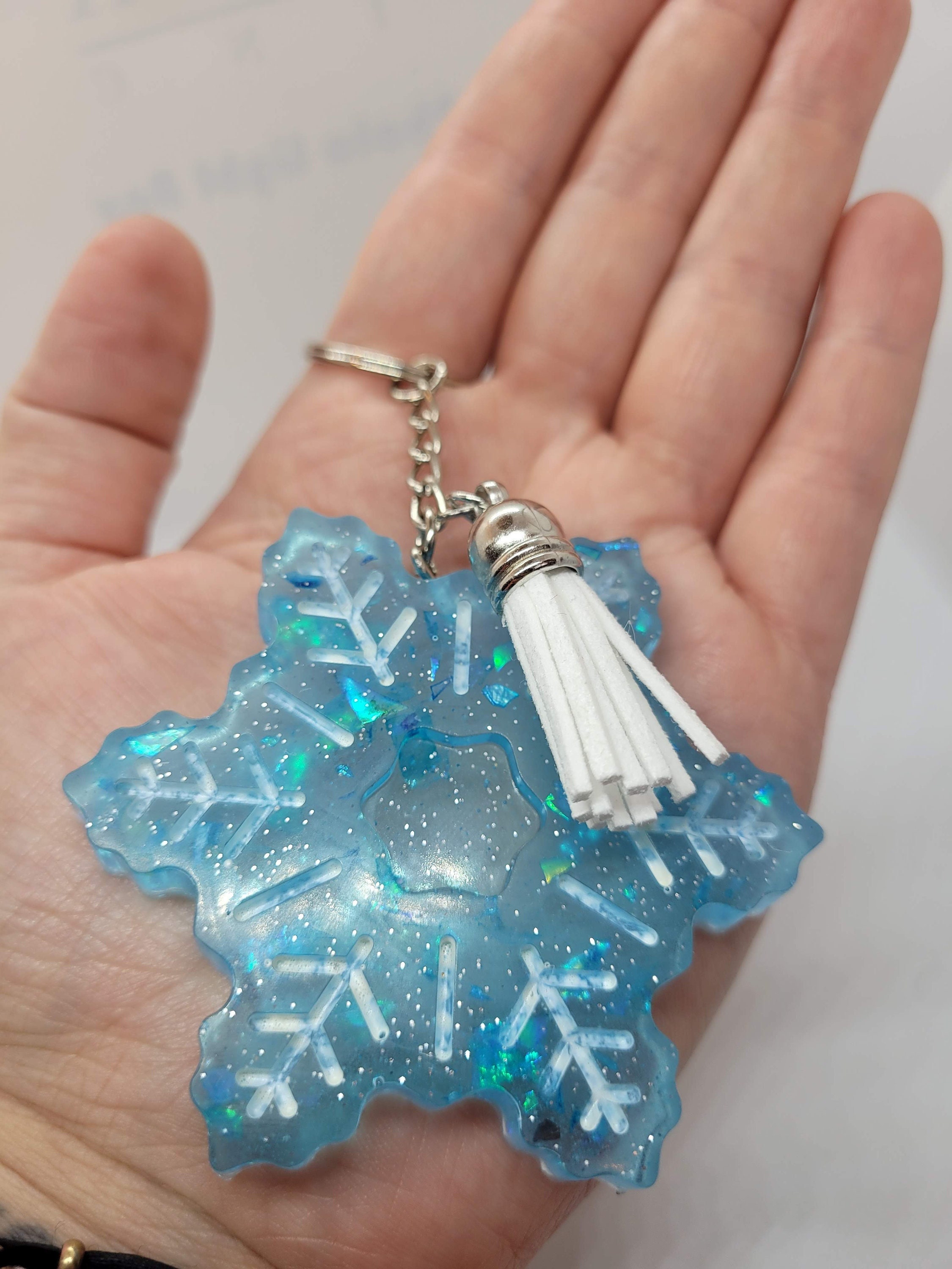 Snowflake keychain store