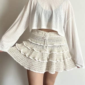 Frilly skirt crochet pattern image 2