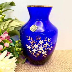 Cobalt blue glass vase with gold trim, made by Vcelnicka A. Ruckl & Sons in Bohemia, Czechoslovakia