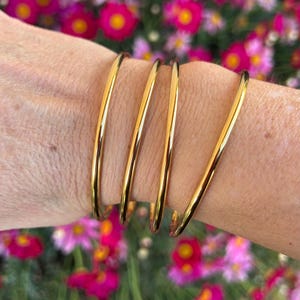 Set of 4 round gold-plated bangles, beautiful quality, full, resistant, thin round bangle bracelet, size XS S M L XL, birthday gift idea