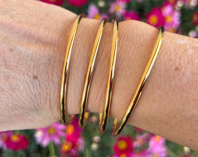 Featured listing image: Set of 4 round gold-plated bangles, beautiful quality, full, resistant, thin round bangle bracelet, size XS S M L XL, birthday gift idea