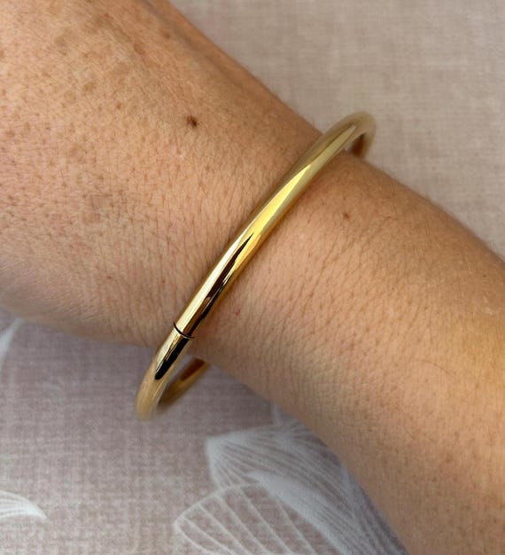 Bracciale in acciaio inossidabile con fibbia aperta alla moda, semplice, allargato, lucido, da donna, di venda caldo, non sbiadisce  36