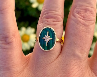 Superb green malachite ring in gold plated, natural stone, beautiful quality made in France, women's birthday gift idea, fast delivery