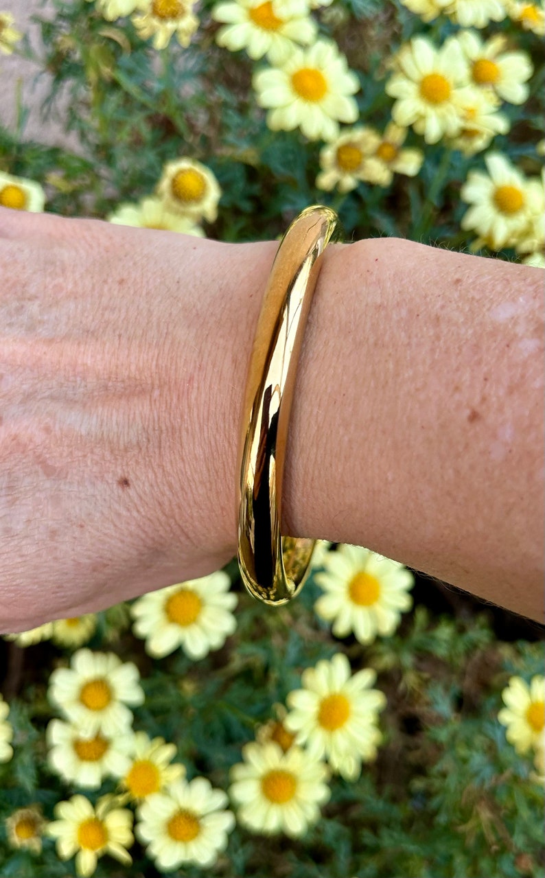 Round Gold Bangle Bracelet, Thick, Size L, Wide Wrist, Gold Color