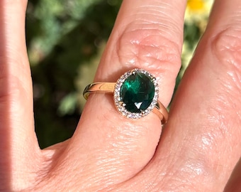 Superbe bague, en plaqué or, couleur vert émeraude, élégante, belle qualité made in France, idée cadeau femme anniversaire, envoi rapide