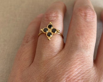 Bague dorée trèfle pierres grises ajustable, originale et raffinée, envoi rapide, idée cadeau femme