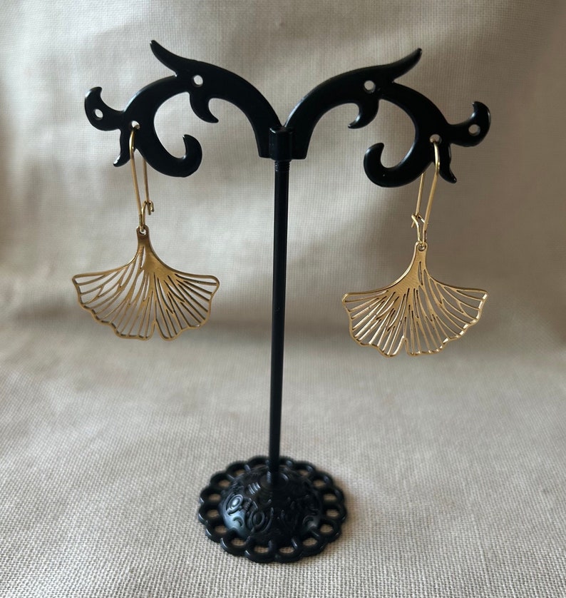 Golden gingko earrings, Art Nouveau style, stylized flower, beautiful quality gift idea for women, gift box included, fast shipping image 6