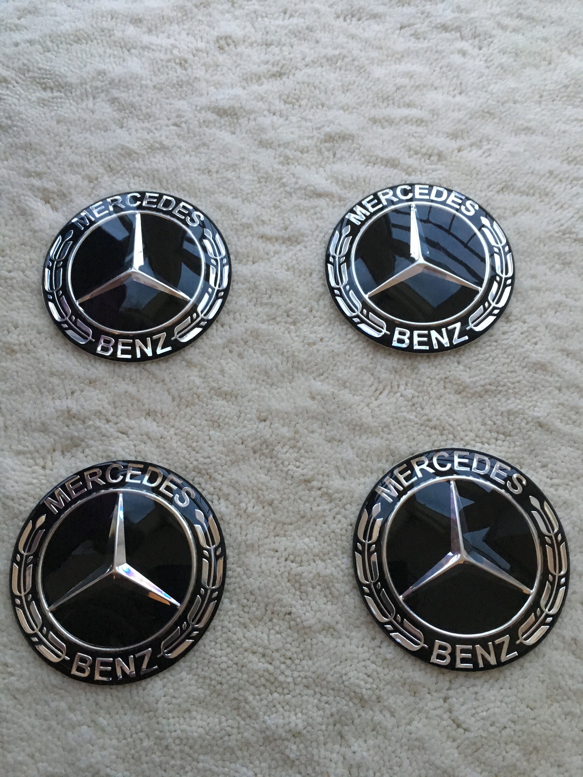 Mercedes Aufkleber Nabendeckel 65mm (3D-Sticker) + Mercedes Emblem