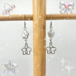 Pendientes de perla con forma de estrella fugaz, pendientes de plata Y2K, pendientes colgantes de estrella, pendientes de festival, joyas de estrella grunge suave, joyas lindas para ella