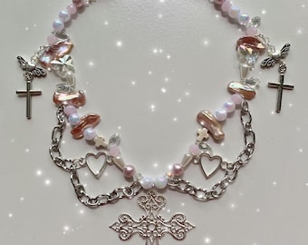 Collar con cruz de perla angelical: joyería plateada para festivales