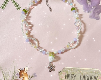 ELARA - Collier délicat de perles florales, bijoux de fée, cadeau de Saint-Valentin