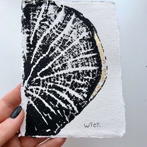 Imprimé à la main A6 carte d’anneau d’arbre | Carte postale en papier faite à la main | Carte noir et blanc | Toute carte d’occasion | | d’impression originale A6 Cadeau de maison neuve