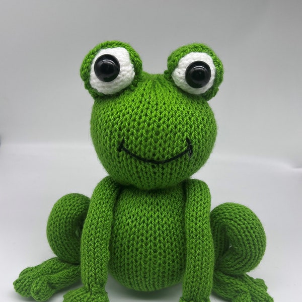 Hoppy The Frog - Circular Knitting Machine  - PDF PATTERN