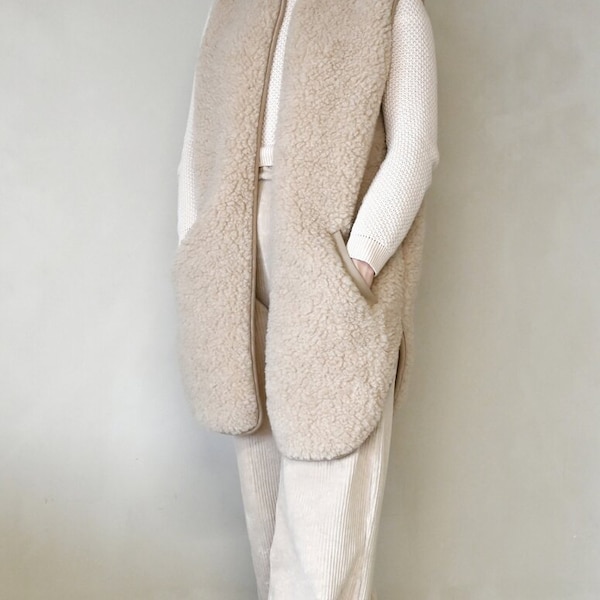 WOLLIES Amsterdam Ladies Cardigan - 100% Merino Wool - Almond - Size L/XL