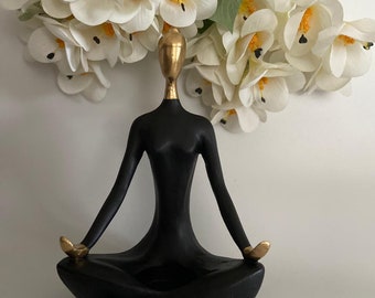 Black With Gold Detail Yoga Pose Statue Tealight Candle Holder, Woman Yoga Figurine, Modern Yoga  Figurines Room Decoration Accessories