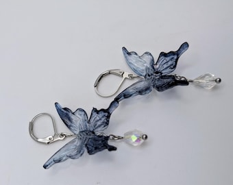 Dunkelblaue Acryl Schmetterling Ohrringe: Kristalltropfen, Edelstahl Brisuren