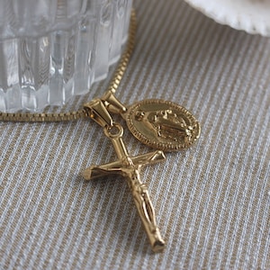 Virgin Mary With Cross Necklace Pendant Miraculous Medal Crucifix Religious Catholic Gift Baptism