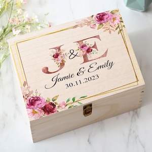 Caja de recuerdo de boda personalizada, regalo de despedida de soltera personalizado, caja de regalo de madera con nombre de pareja, regalos para boda, regalo de aniversario