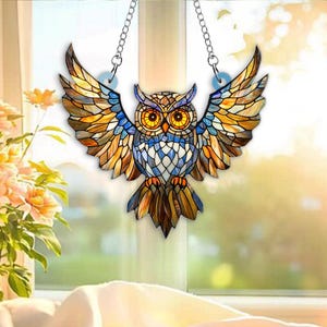 Owl Acrylic Window Hanging, Flying Owl Window Hanging, Owl Ornament, Owl Lover Gift, Bird Home Decor, Bird Lover Gift, Housewarming gift