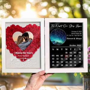 Personalisierte Sternenkarte nach Datum Blumenrahmen, Geschenk für Paare, Jubiläumsgeschenk für sie / ihn, Valentinstagsgeschenk, Romantisches Geschenk für Paare