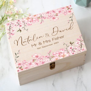 Personalized Wedding Memory Keepsake Box, Custom Bridal Shower Gift, Wooden Gift Box With Couple Name, Gifts For Wedding, Anniversary Gift
