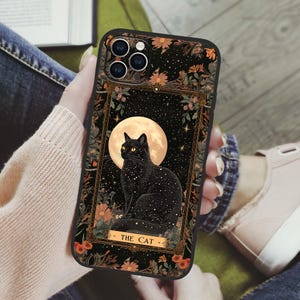 Mystische schwarze Katze Tarot Handyhülle - Mondschein iPhone Hülle - Ein außergewöhnliches Geschenk für Katzenliebhaber