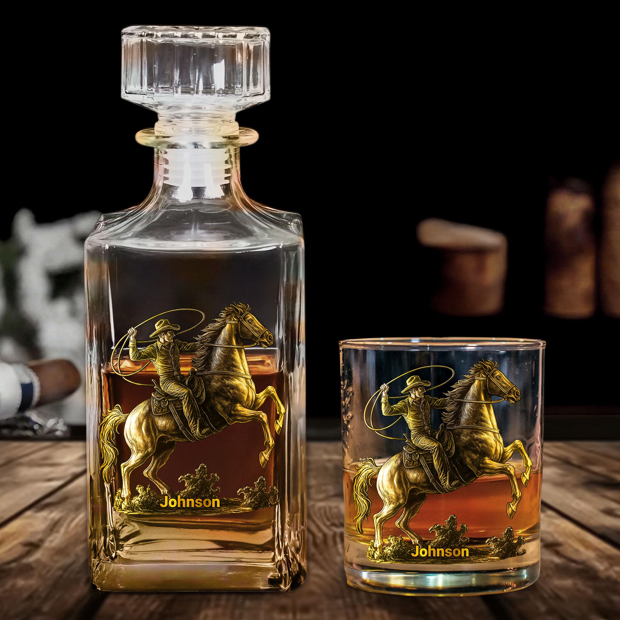 Personalized Cowboy Whiskey Decanter and Glass Set, Custom Western Whiskey Gift for Him, Horse and Rider Engraving, Rustic Barware for Dad