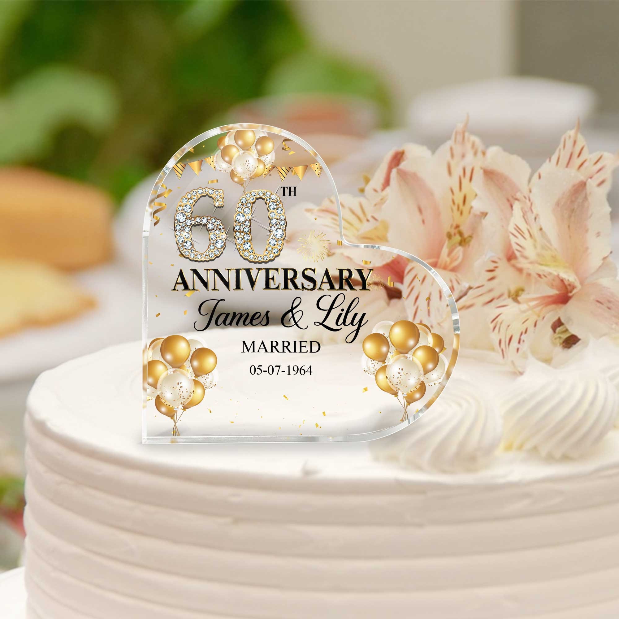 パーソナライズされた60周年結婚記念日ケーキトッパーハートアクリル