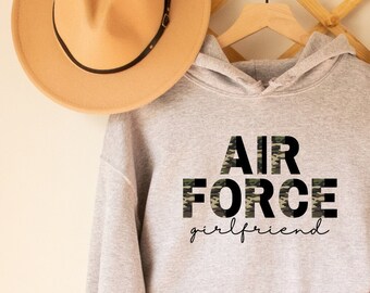 Air Force Freundin Hoodie, Air Force Freundin Geschenk, Airman Freundin, Militär Freundin Hoodie, Militär Abschluss Hoodie, Camo