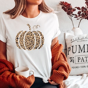 Leopard Print Pumpkin Shirt, Cheetah Pumpkin Shirt, Thanksgiving shirt, Fall Tshirt, Hello Pumpkin, Fall Shirt for Women, Cute Fall Tee