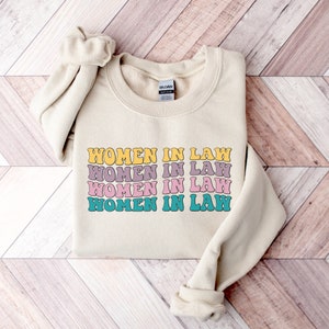 Sudadera de Mujeres en Derecho, Abogada, Regalo Graduado de la Facultad de Derecho, Camisa Paralegal, Estudiante De Derecho, Sudadera Retro Lawyer, Regalo De Abogado