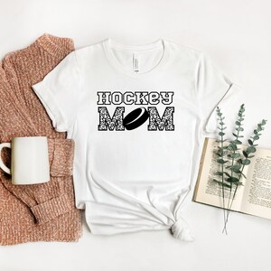 Hockey Mom Shirt, Hockey Mom Gift, Hockey Mom Leopard, Hockey Mom Life, Hockey Game Day, Hockey Season, Shirt for Hockey Mom, Gift for Mom