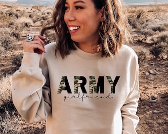 Army Girlfriend Sweatshirt, Army Girlfriend Geschenk, Stolze Armee Freundin, Militär Freundin, Einsatz Pullover, Army Girlfriend Crewneck