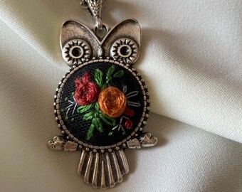 Hand Embroidered Owl Necklace,Hand Embroidered Necklace,Embroidered Jewelry,Floral Embroidery Necklace,Embroidered Pendant ,HandmadeGift