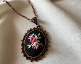 Hand Embroidered Bouquet Necklace,Ukrainian seller embroidered jewelry shop,Floral Embroidery Necklace,Embroidered Pendant ,HandmadeGift
