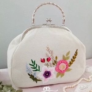 Bolso de billetera del kit de bordado, bolso de asa / bolsos bordados, bolso de cadena de lona para principiantes, kit de bordado de monedero de monedas de hebilla, kit de artesanía de bricolaje